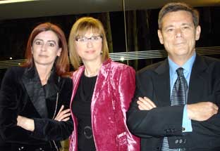 Angeles Casso, Carmen (jefe de prensa de Planeta) y Antonio Gómez Rufo (el gentleman)