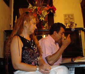 Amparo Baliño presentada por Vicente Araguas, en Libertad8